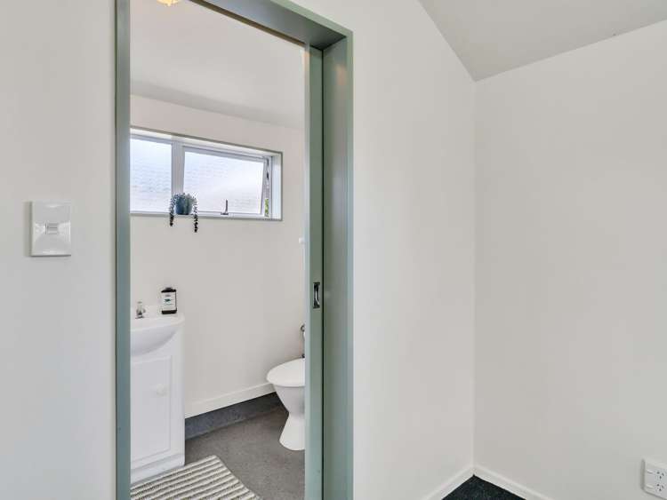 2 Glandwr Crescent Whanganui East_19