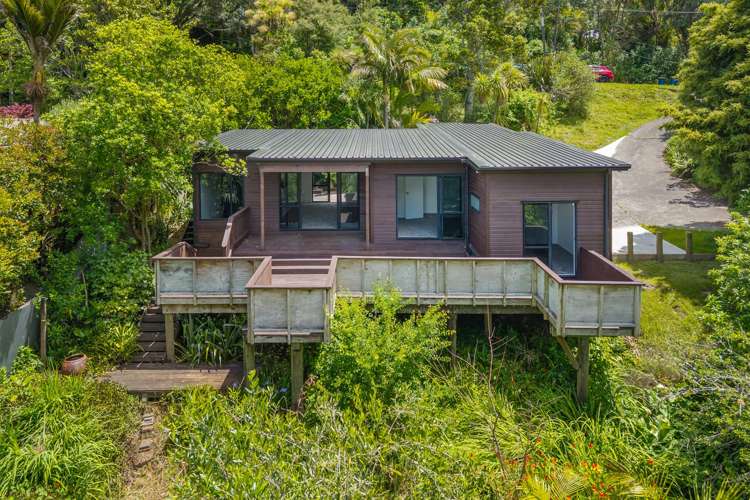 19 Warner Park Avenue Laingholm_17