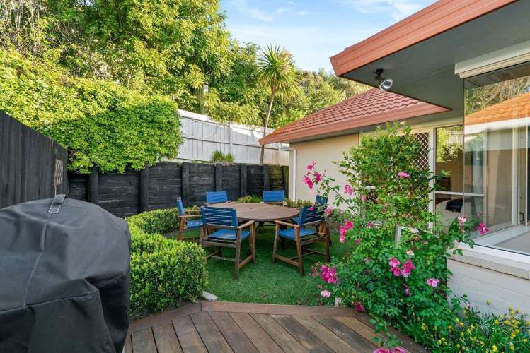 27 Gillett Place Botany Downs_12