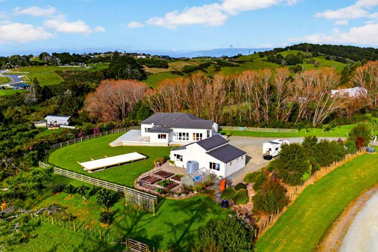 25 Lupis Way Kaiwaka_2