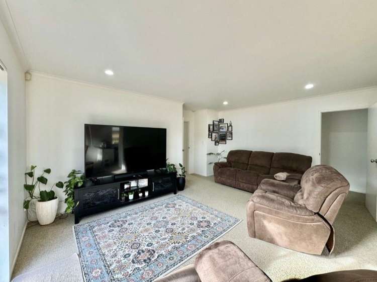 8 Ettrick Lane Papakura_5