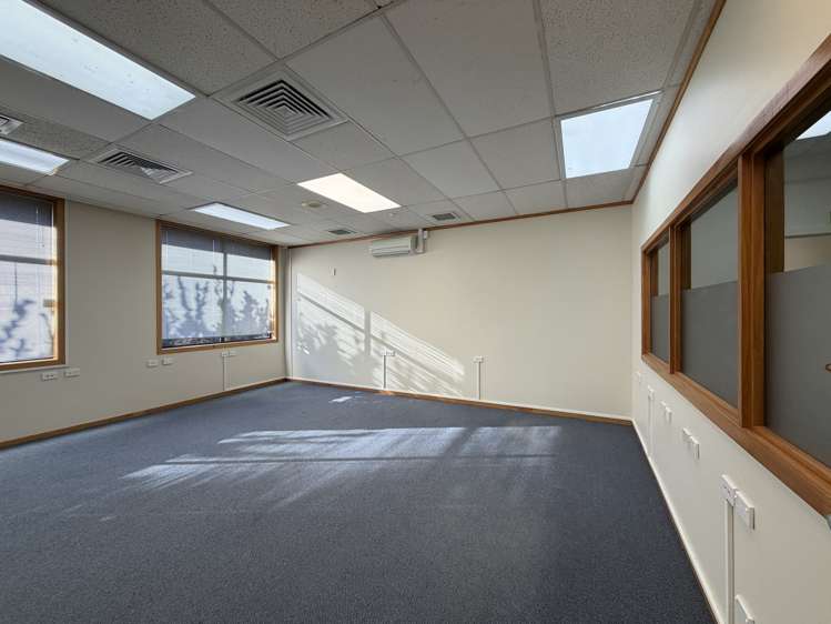37 William Street Huntly_19