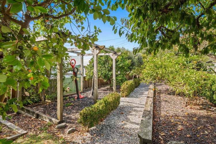 19 Alexander Road Algies Bay_25