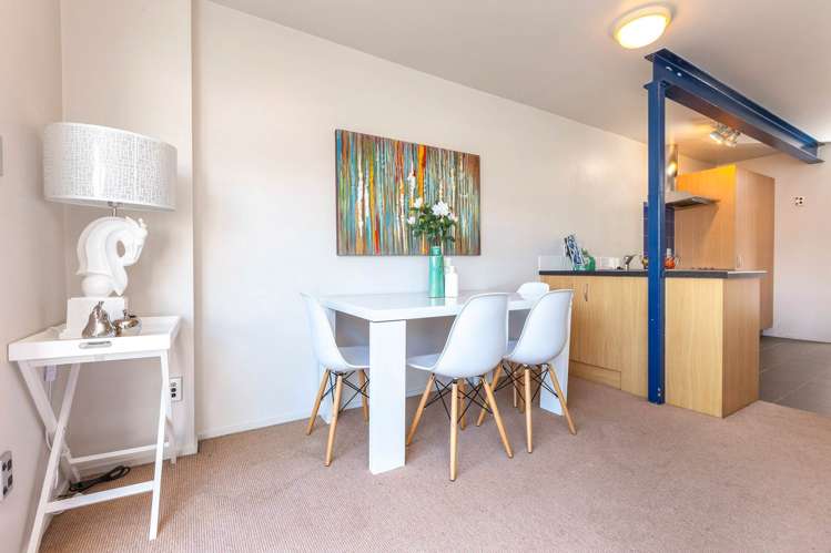 2/2 Atarangi Road Greenlane_4