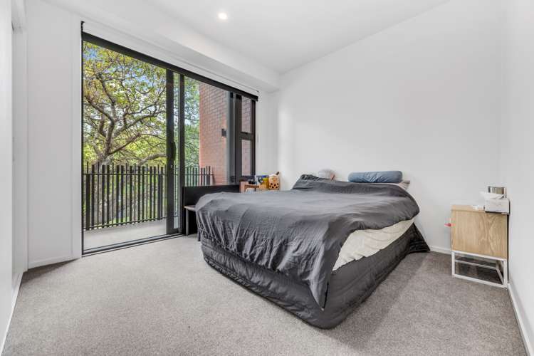 204/7b Hinaki Street Point England_1