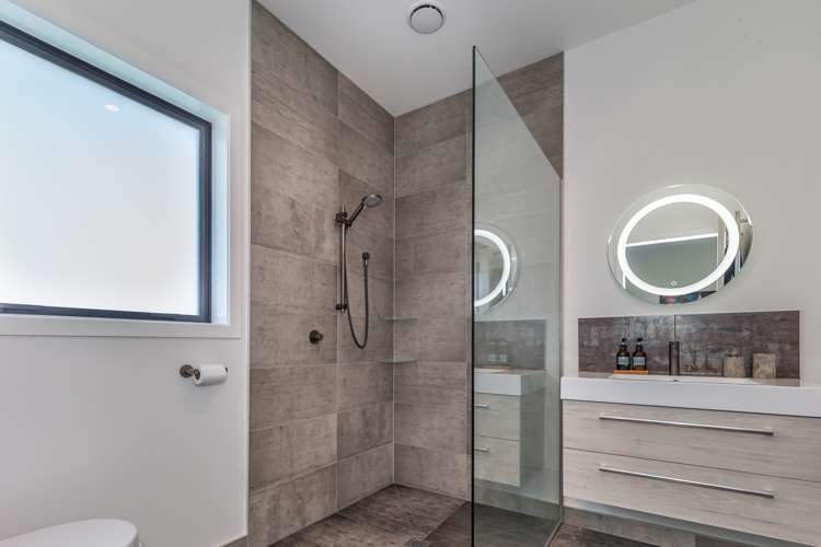 947 Koputaroa Road Koputaroa_18