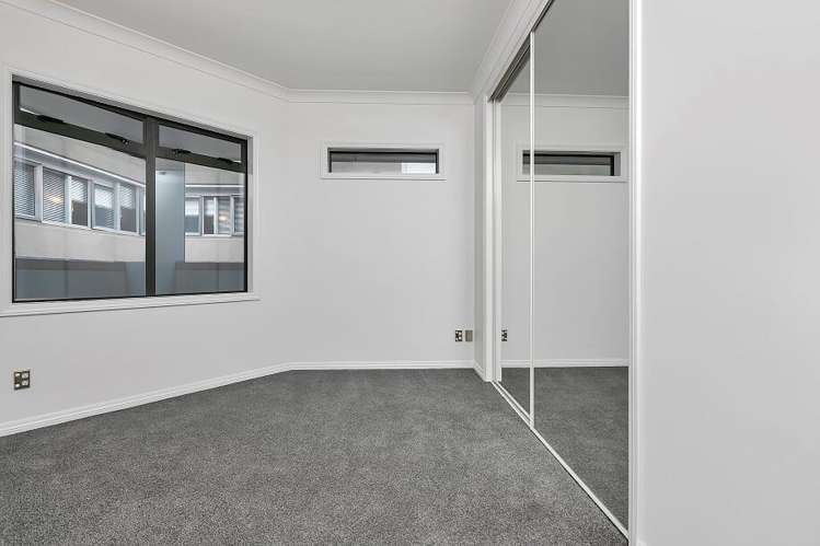 9b/18 Hobson Street Auckland Central_17