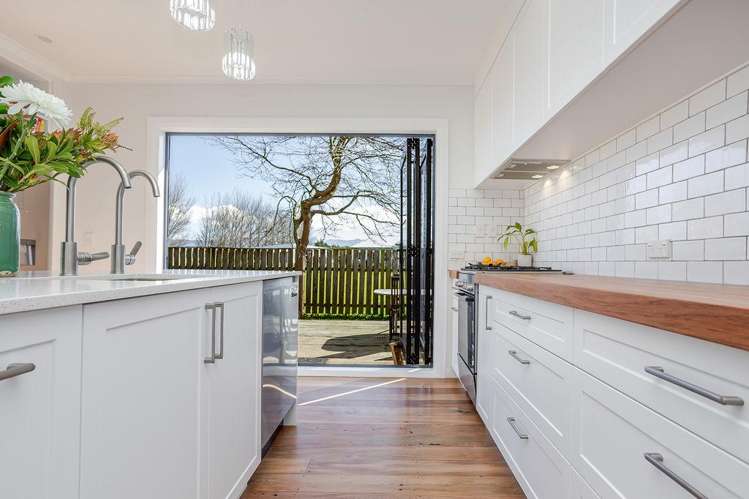 114 Aerodrome Road Dannevirke_6