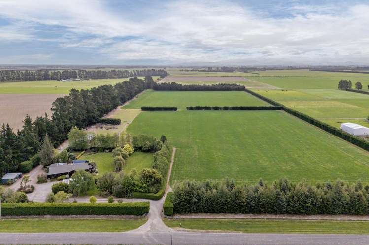 501 Courtenay Road Darfield_21