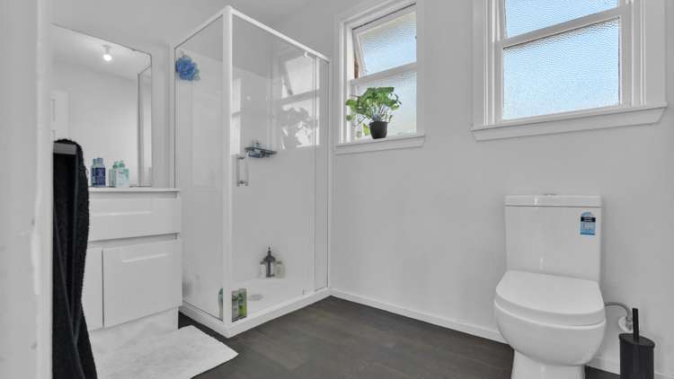 21 & 21B Ballantyne Ave Upper Riccarton_17