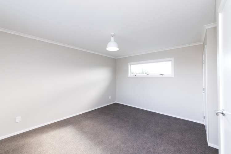 2 Wescombe Grove Feilding_12