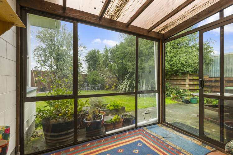 49 Oakley Crescent Hornby_9