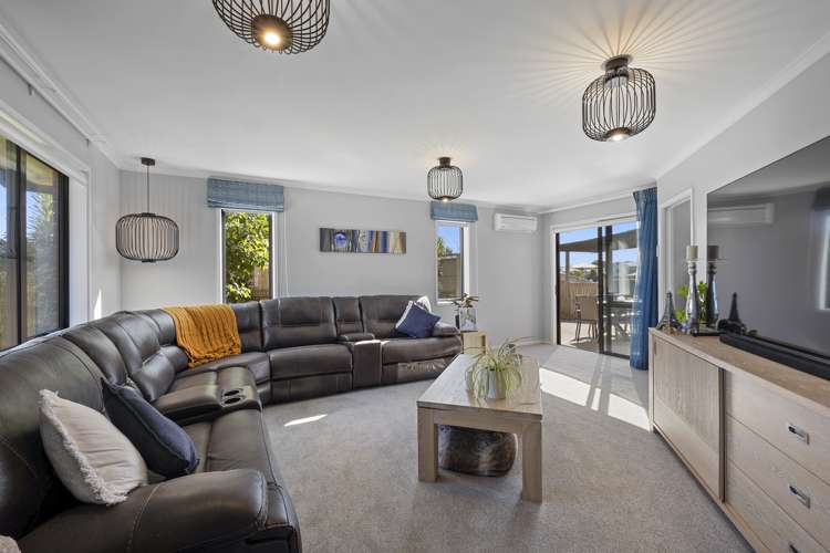 5b James Drive Bell Block_3