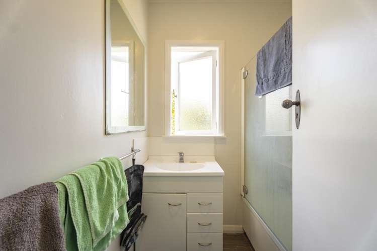 59 Brookfield Street Hamilton East_4