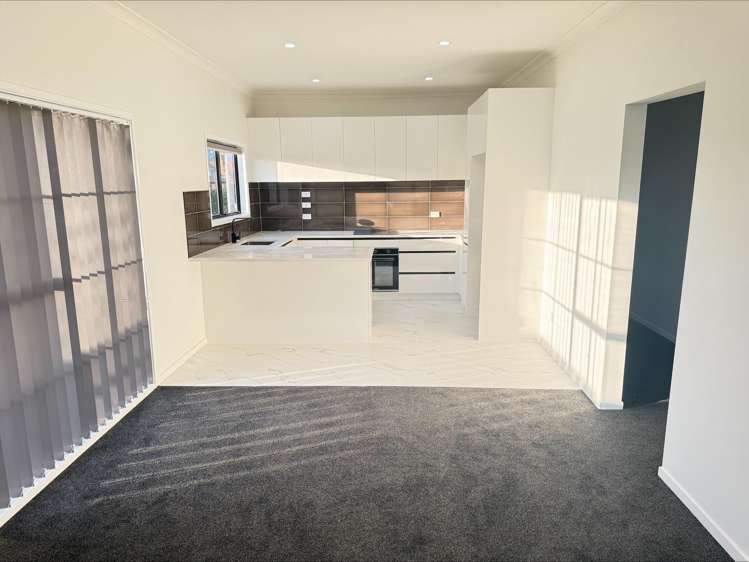 24 Hunua Road Papakura_16