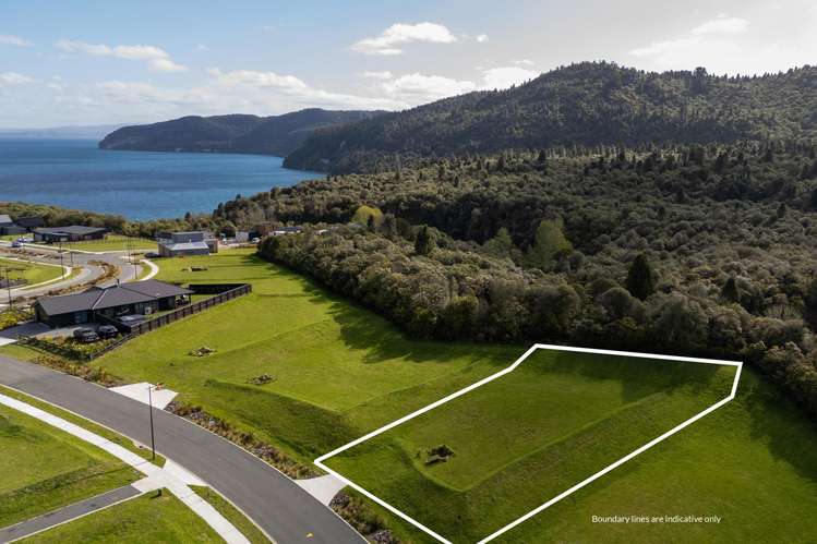 7 Otaketake Drive Kinloch_4