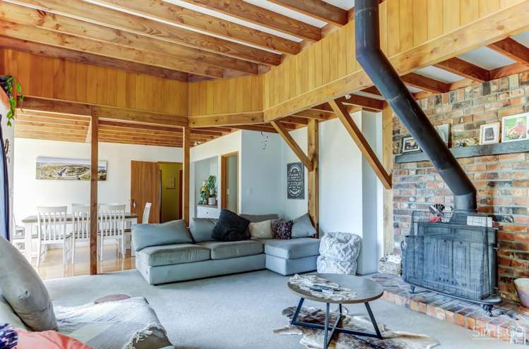 235 No 2 Line Okoia_8