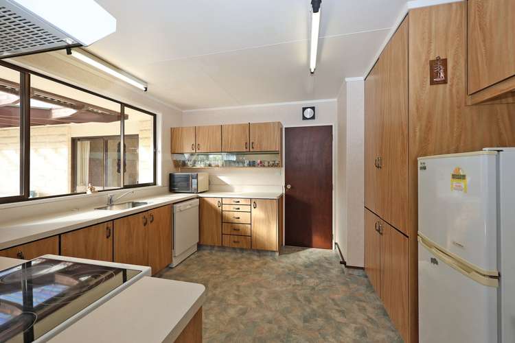 553 Thames Highway_5