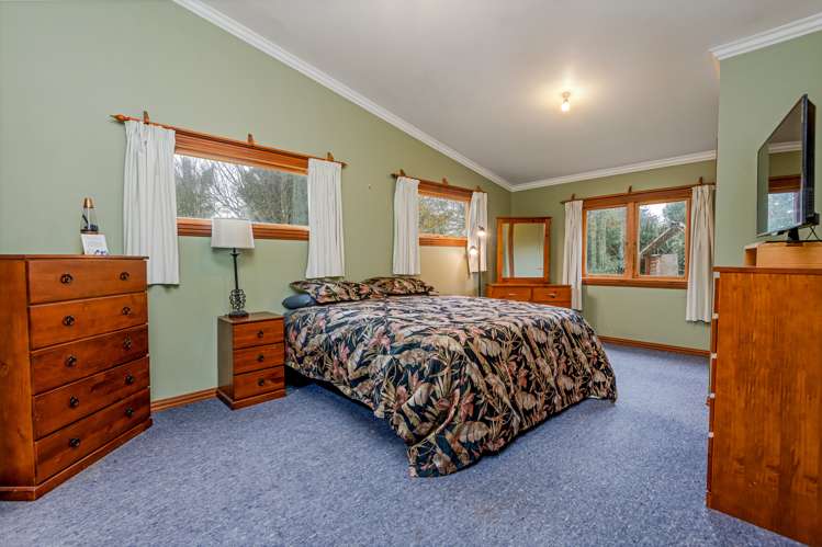 688 Scarborough Road Pahiatua_3