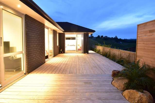 24 Seaview Crescent Hatfields Beach_2