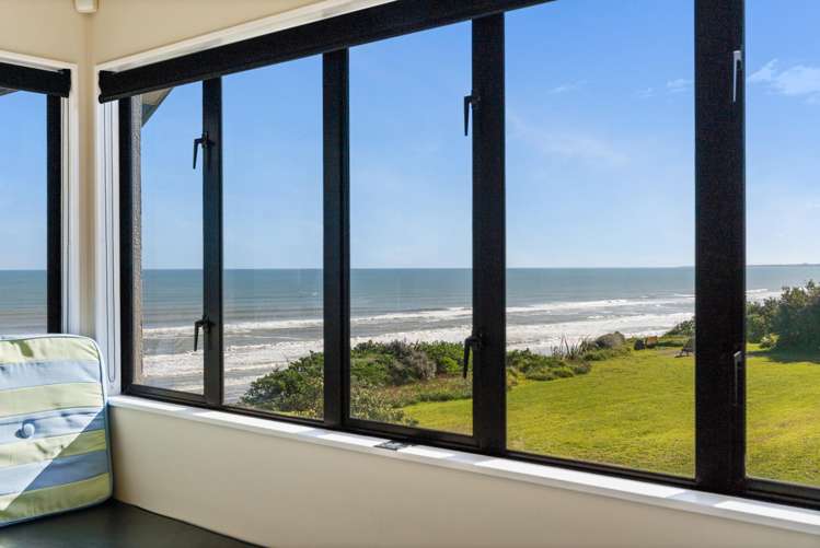 43 Longbeach Drive Castlecliff_10