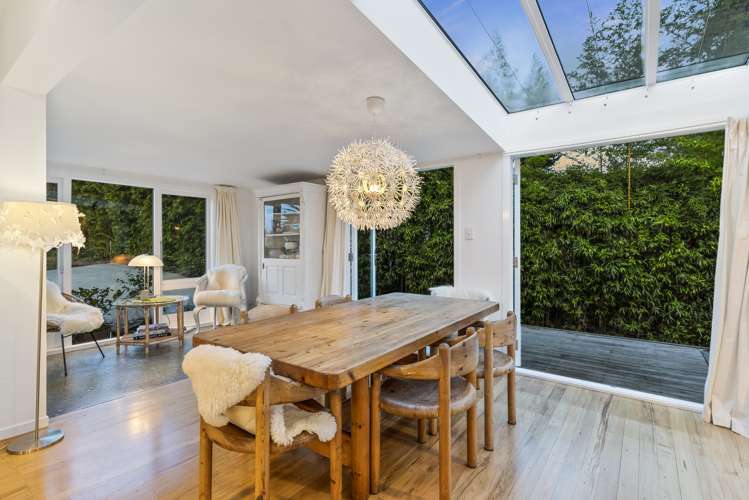 16 Coroglen Avenue Birkenhead_14