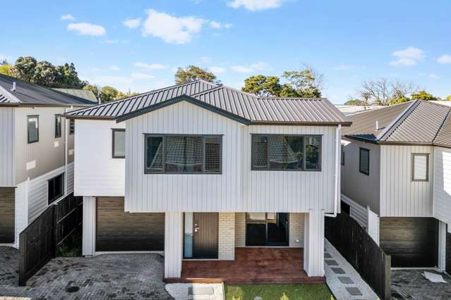 Spacious & Stylish – A Rare Find!