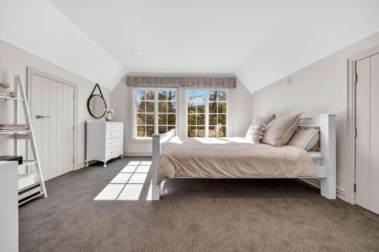 27 Charles Dickens Drive Mellons Bay_28