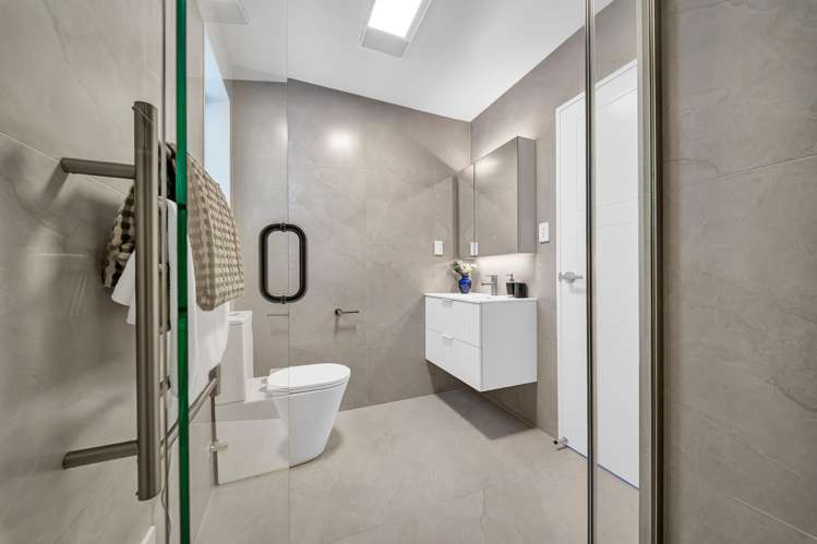 6 Lomandra Street Westgate_11