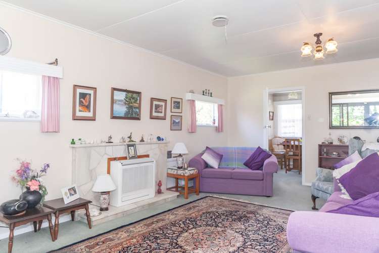 12 Lake Crescent Takaka_8