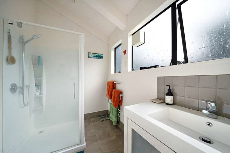 15 Fawcett Road Laingholm_18