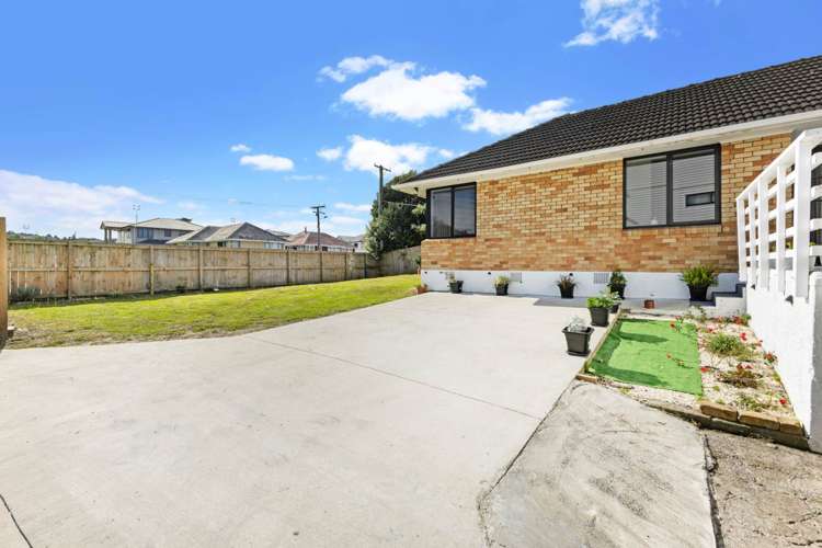 17 McAnnalley Street Manurewa East_19