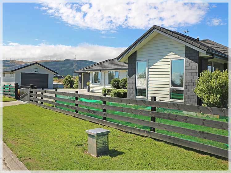 17 Westwood Drive Aokautere_23