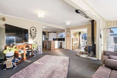 24 Hinemoa Avenue_4