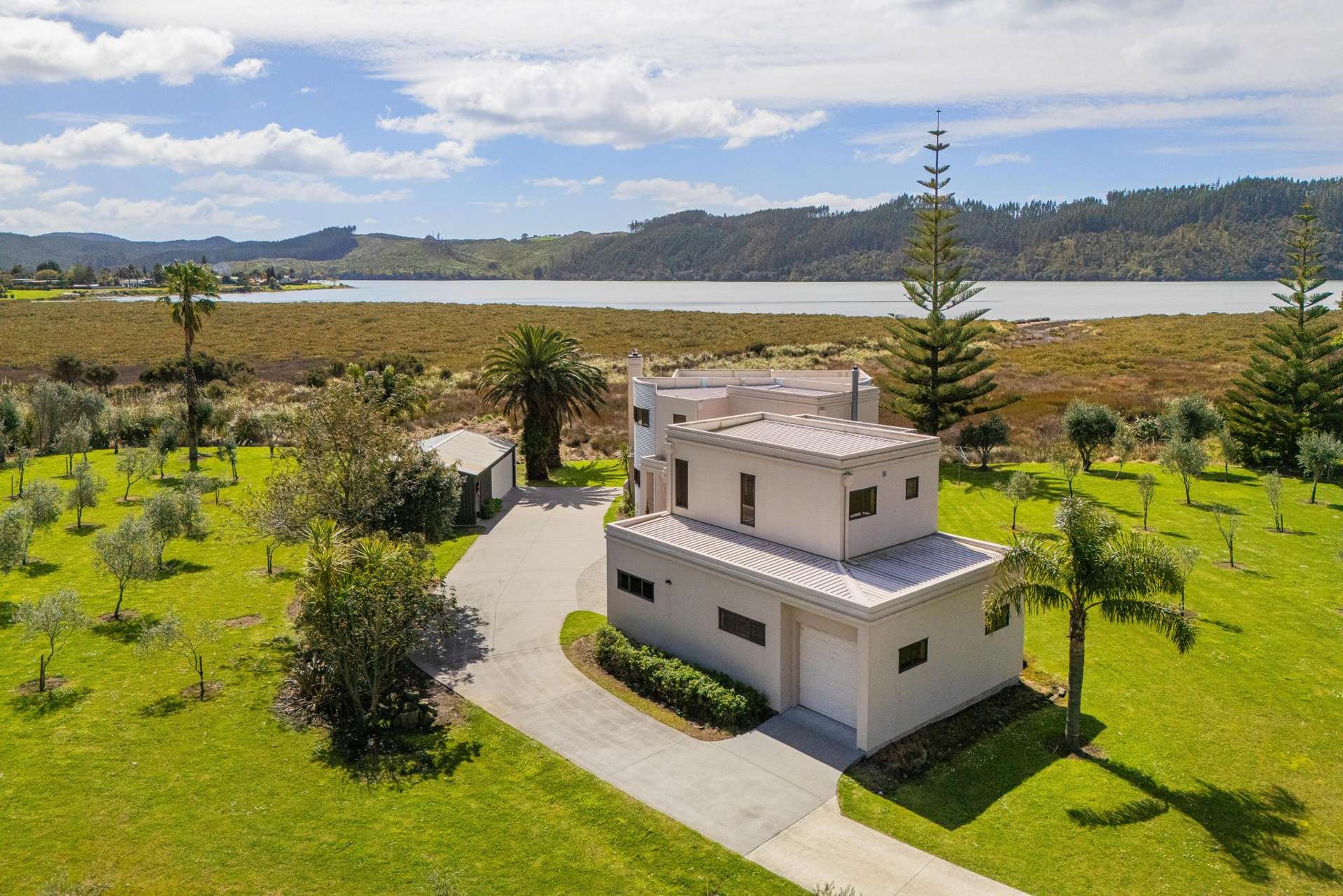 141 Everitt Crescent Whangamata_0