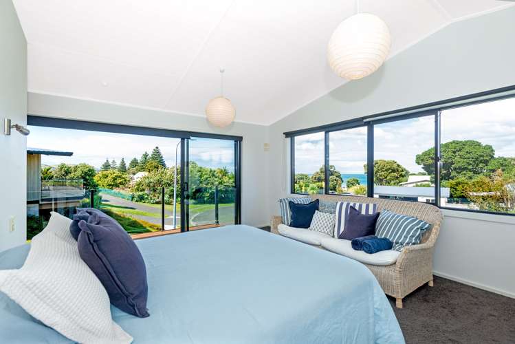 13 Sandy Cove Wainui_10