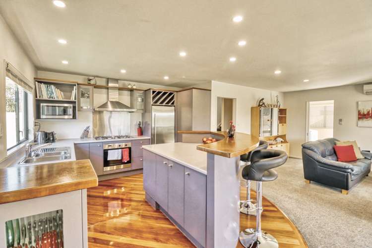 28b James Cook Drive Whitby_21