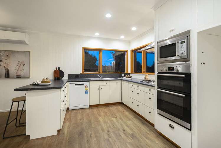 21 Donovan Road Paraparaumu Beach_5