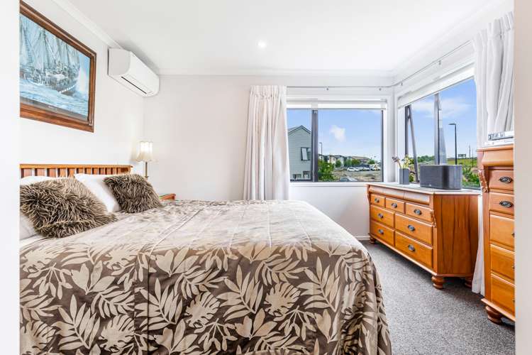 16 Kauri Amber Road Westgate_24