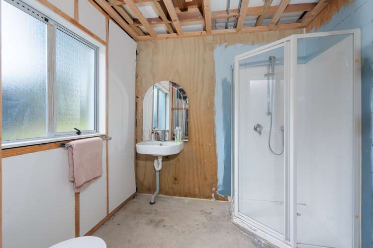 6 Glen Marine Parade Glendene_21