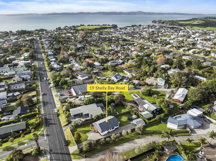 19 Shelly Bay Road Beachlands_21