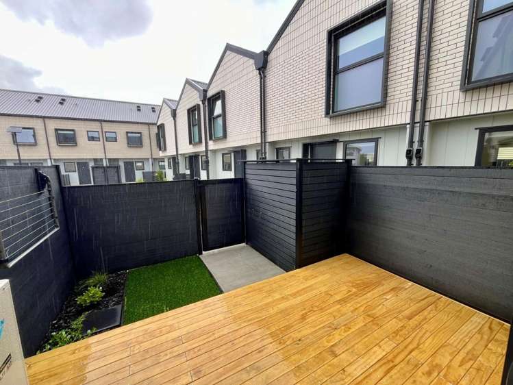 4/22 Cleland Cres Blockhouse Bay_11