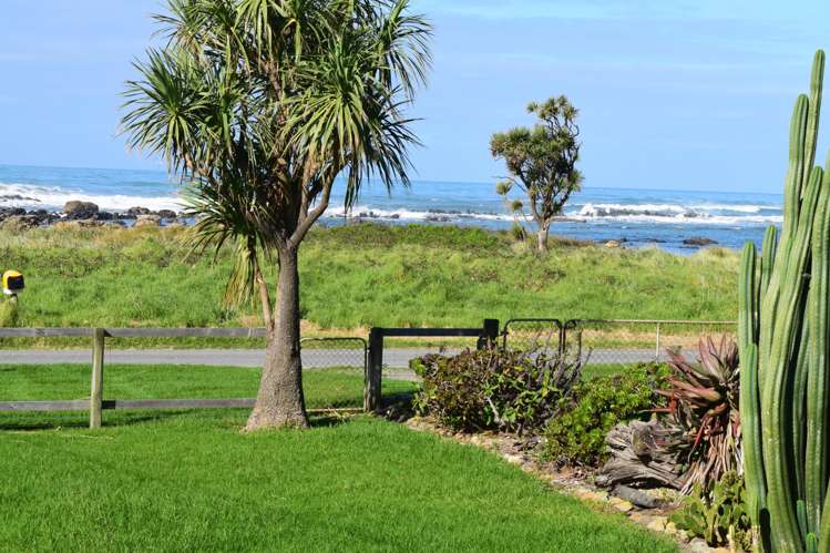 1103 Mataikona Road Mataikona_17