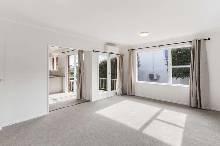 1/120 Orakei Road Remuera_5