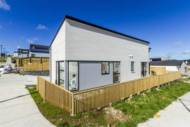 1 Horokaka Street Massey_25