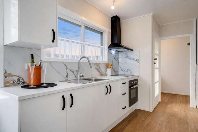21 Idlewild Avenue Mangere_8