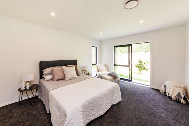 1 Ruru Place (off Port Street East) Feilding_2