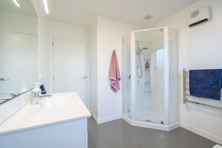 51 Takitimu Avenue Te Anau_14