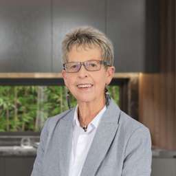 Eileen Brooker