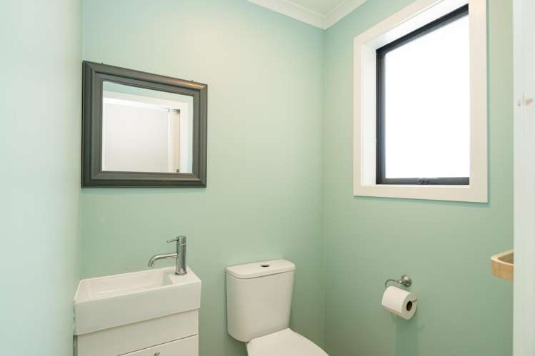 372 Lindsay-Calcium Road Isla Bank_15